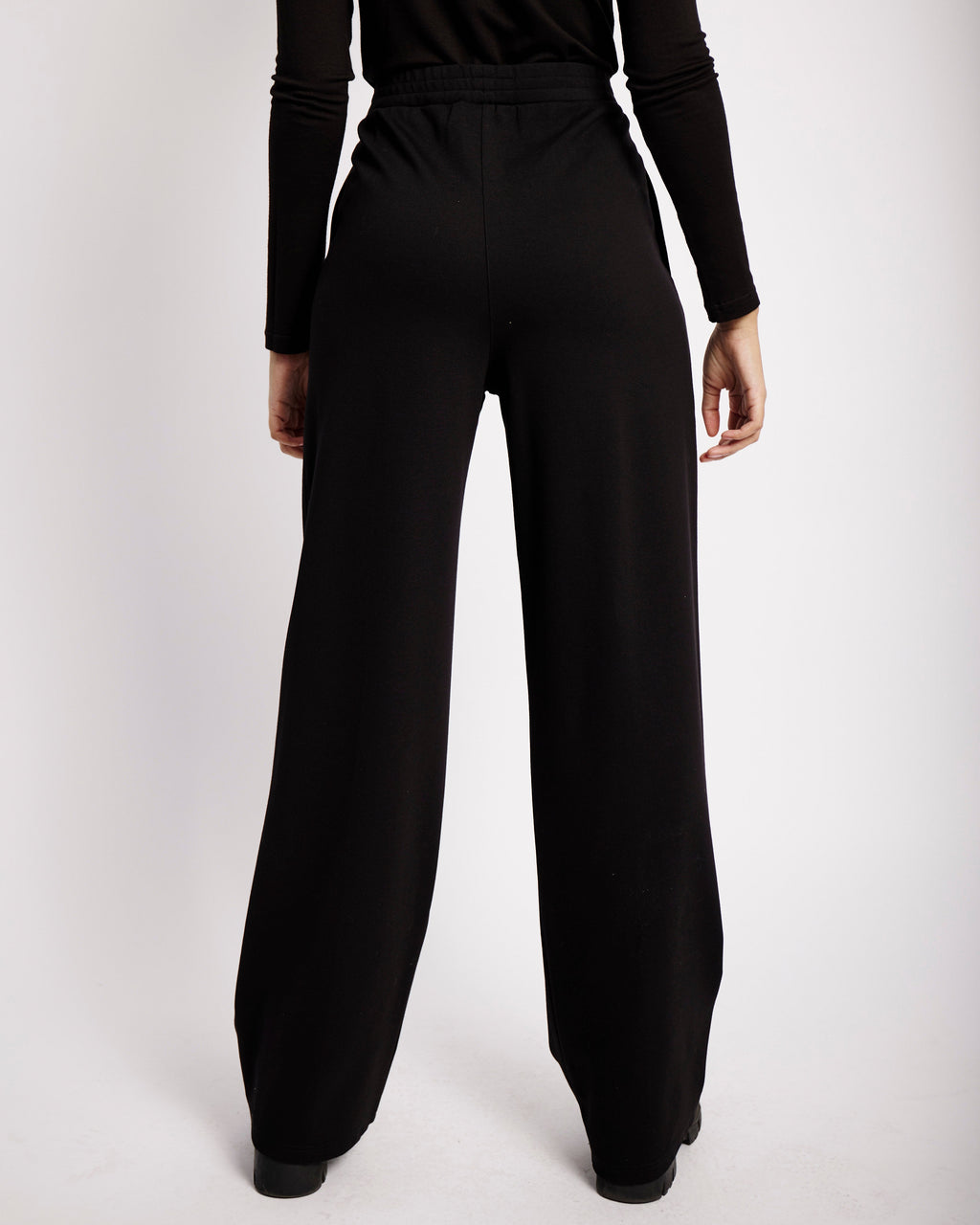 All-Day Elastic Waist Pant