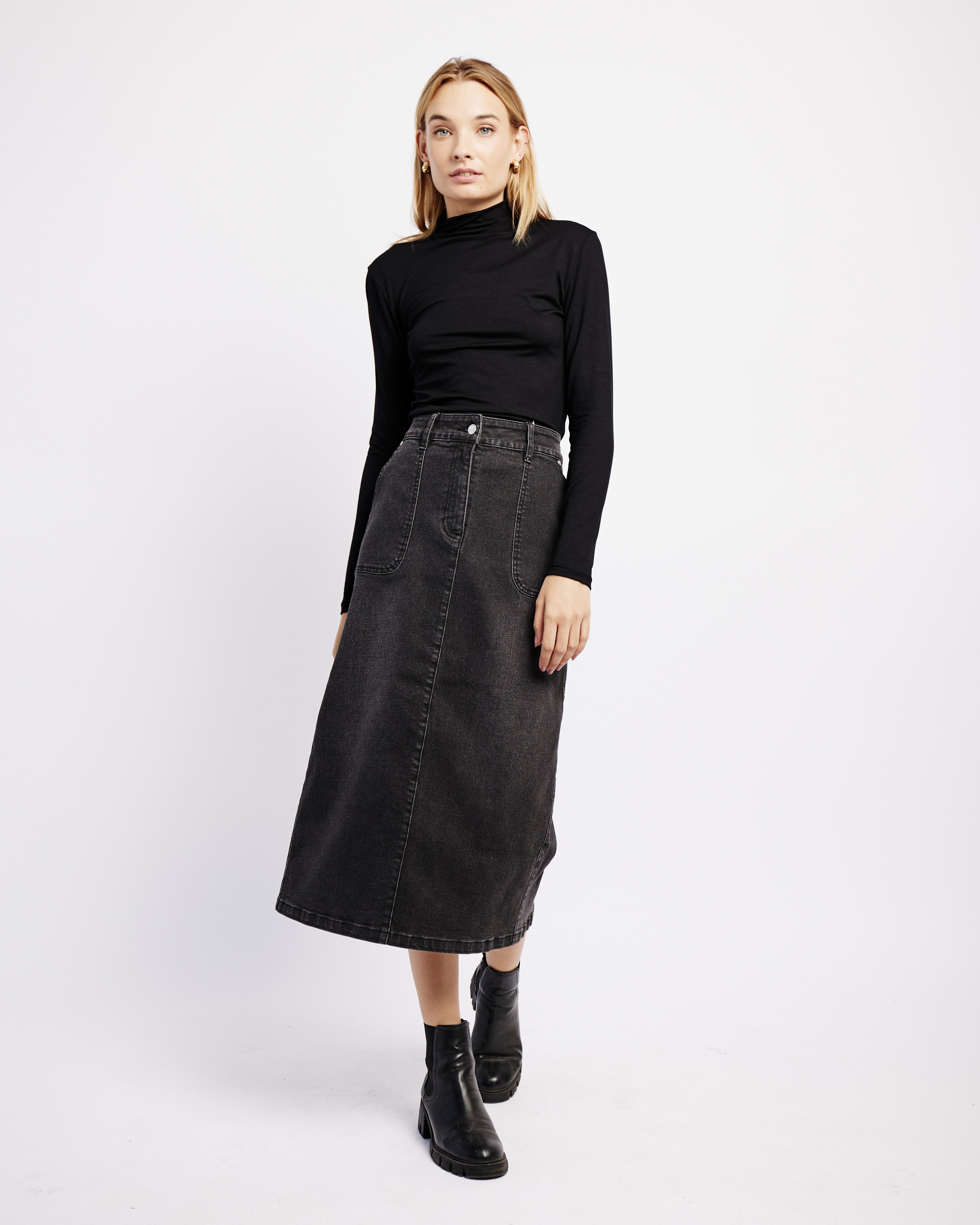Classic Black Turtleneck Long Sleeve Top
