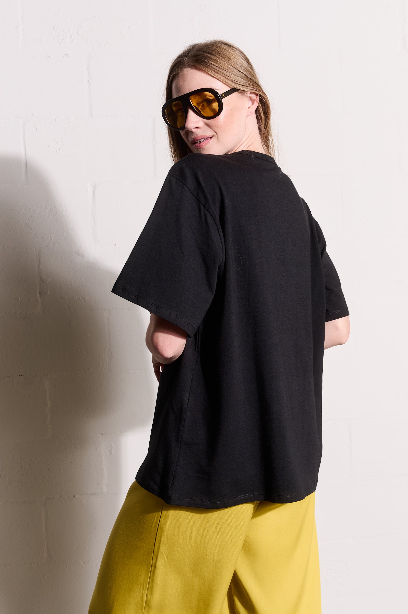 Stiletto Cheetah Graphic Tee