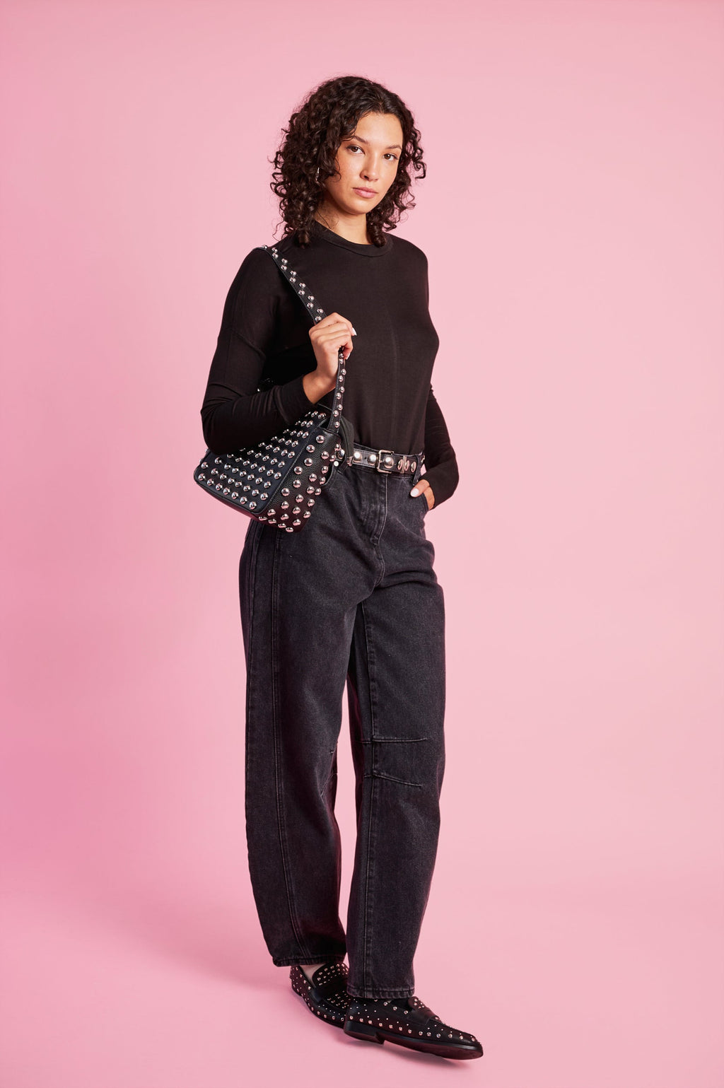 Embroidered Barrel-Leg Black Jeans