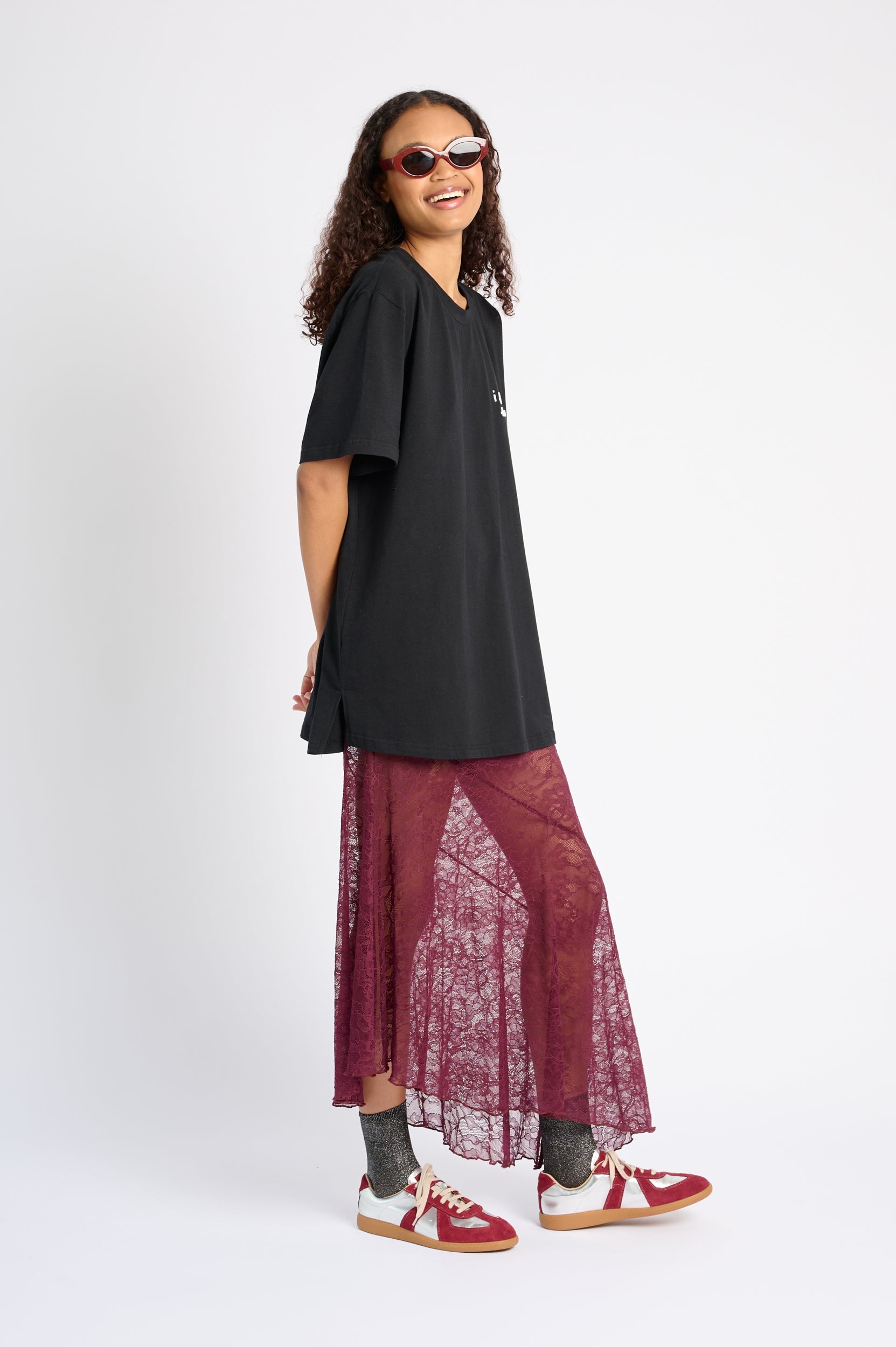 Stretch-Lace Noir Skirt